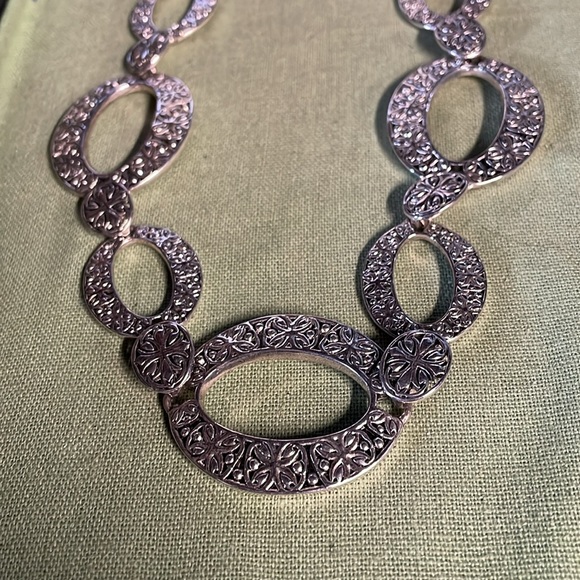 Vintage Premier Designs silver tone necklace. Comes from a smoke free home. - Picture 2 of 2